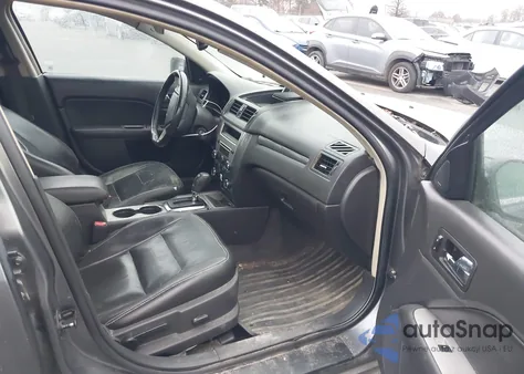 2010 Ford Fusion Sel z USA, uszkodzony, nr VIN 3FAHP0JA3AR261975